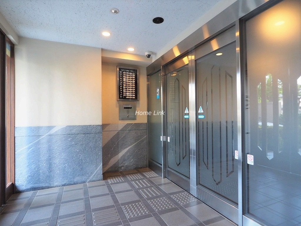 ライオンズマンション本蓮沼第2　エントランス